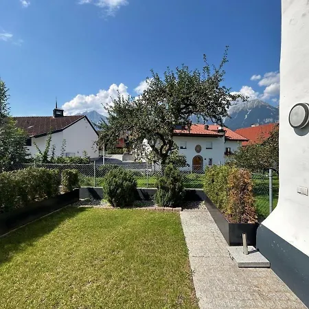 Rustic Alpine Garden Escape * Innsbruck